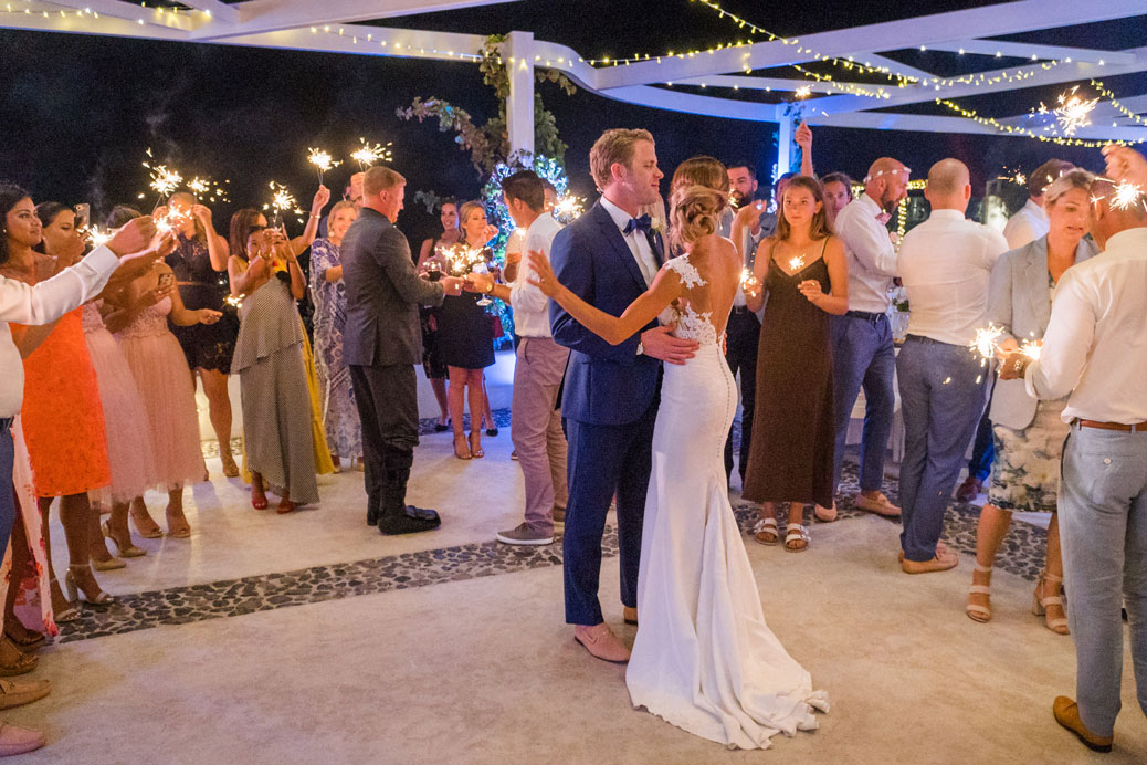 Casamento de Elly e Nick em Santorini