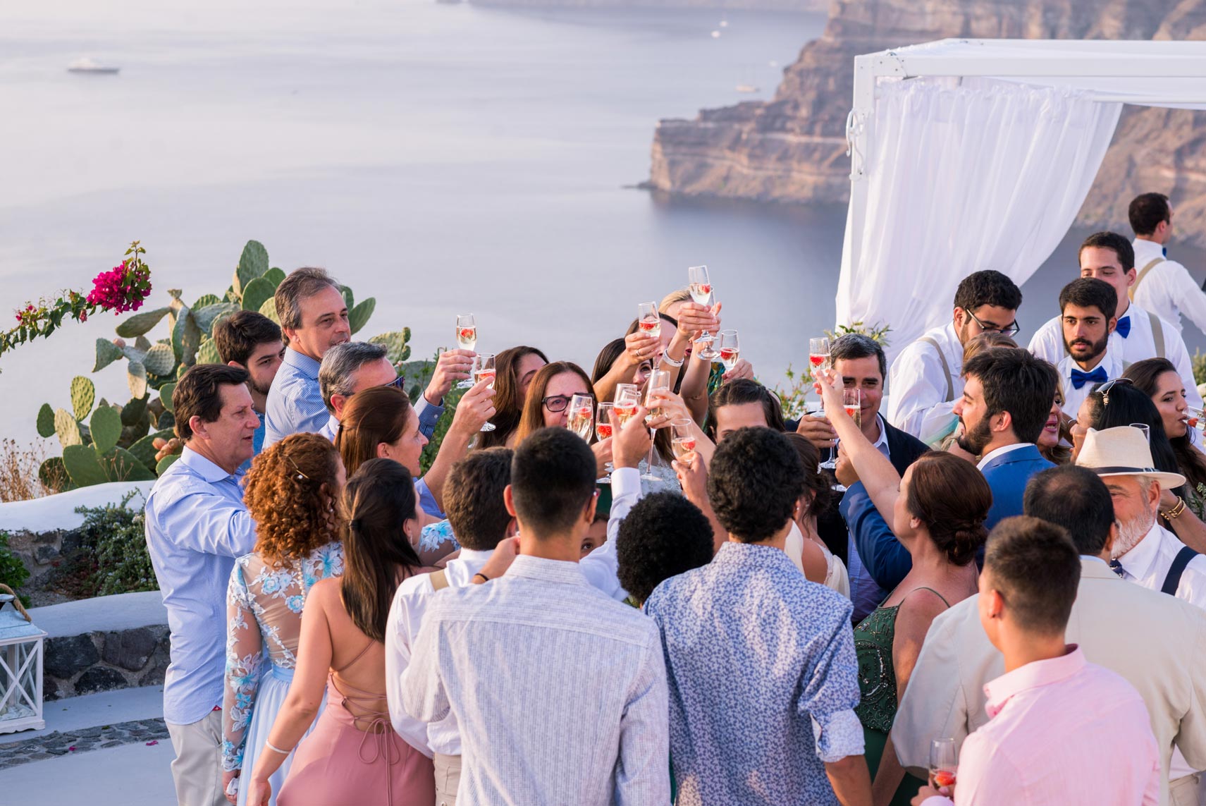 Casamento de Mariana e Stefanos em Santorini