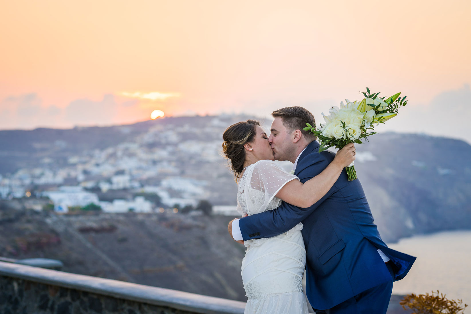 Casamento de Leticia e Gabriel em Santorini