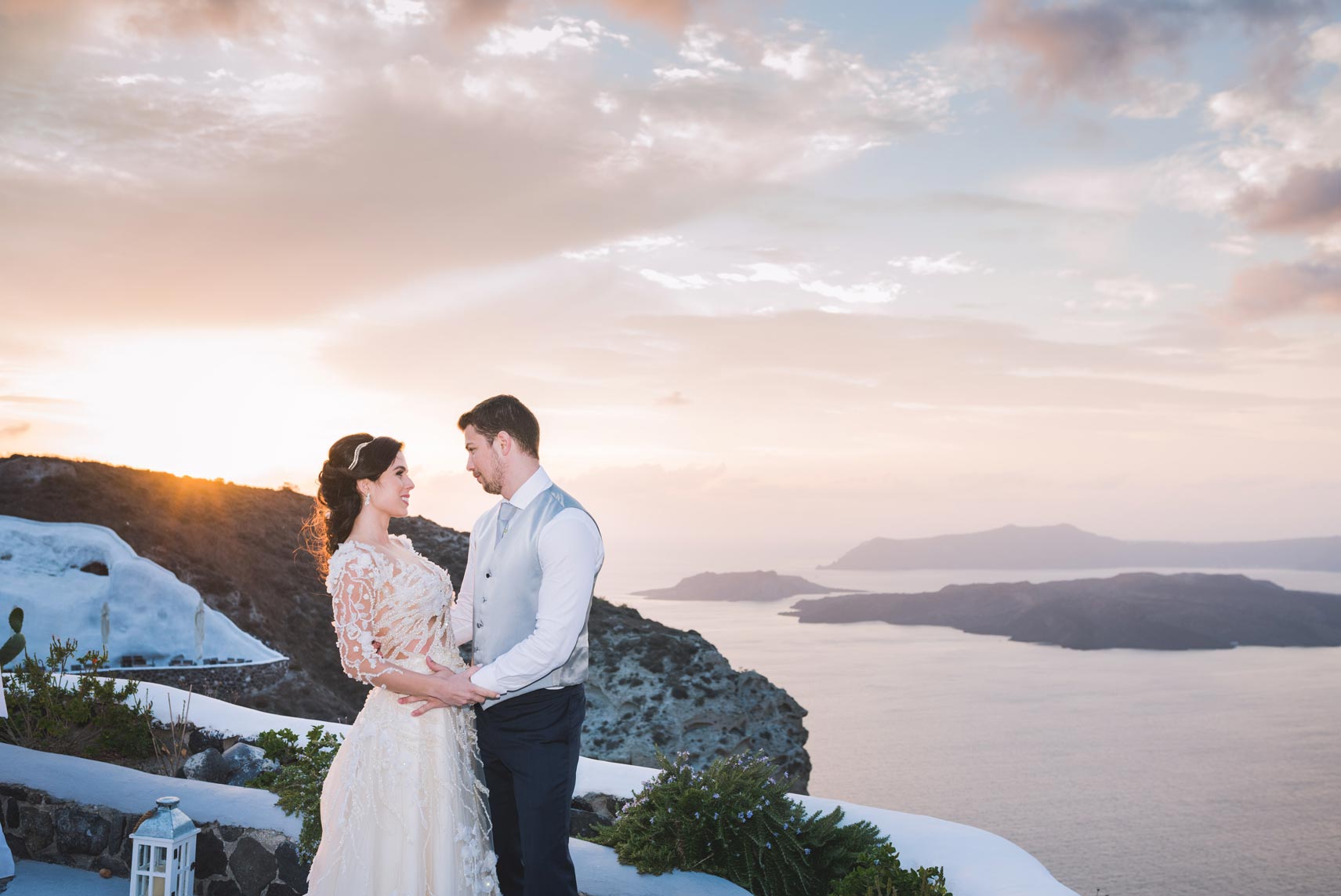 Casamento de Yasmin e Diego em Santorini