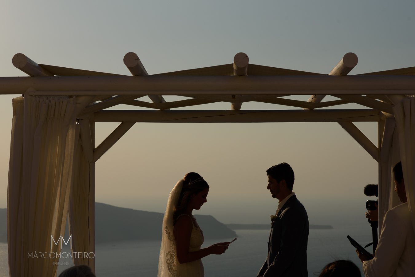 Casamento de Eduarda e Gabriel em Santorini
