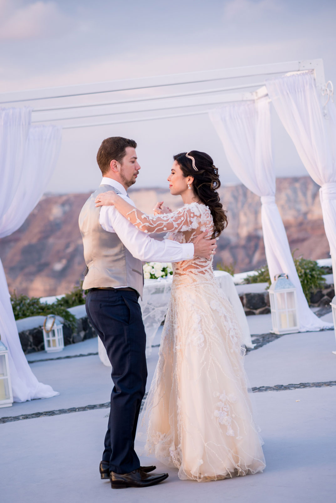 Casamento de Yasmin e Diego em Santorini