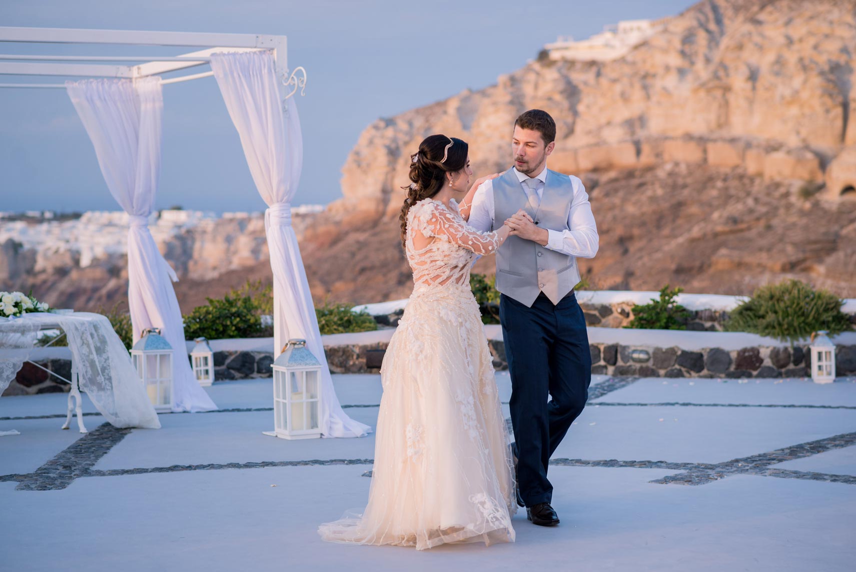 Casamento de Yasmin e Diego em Santorini