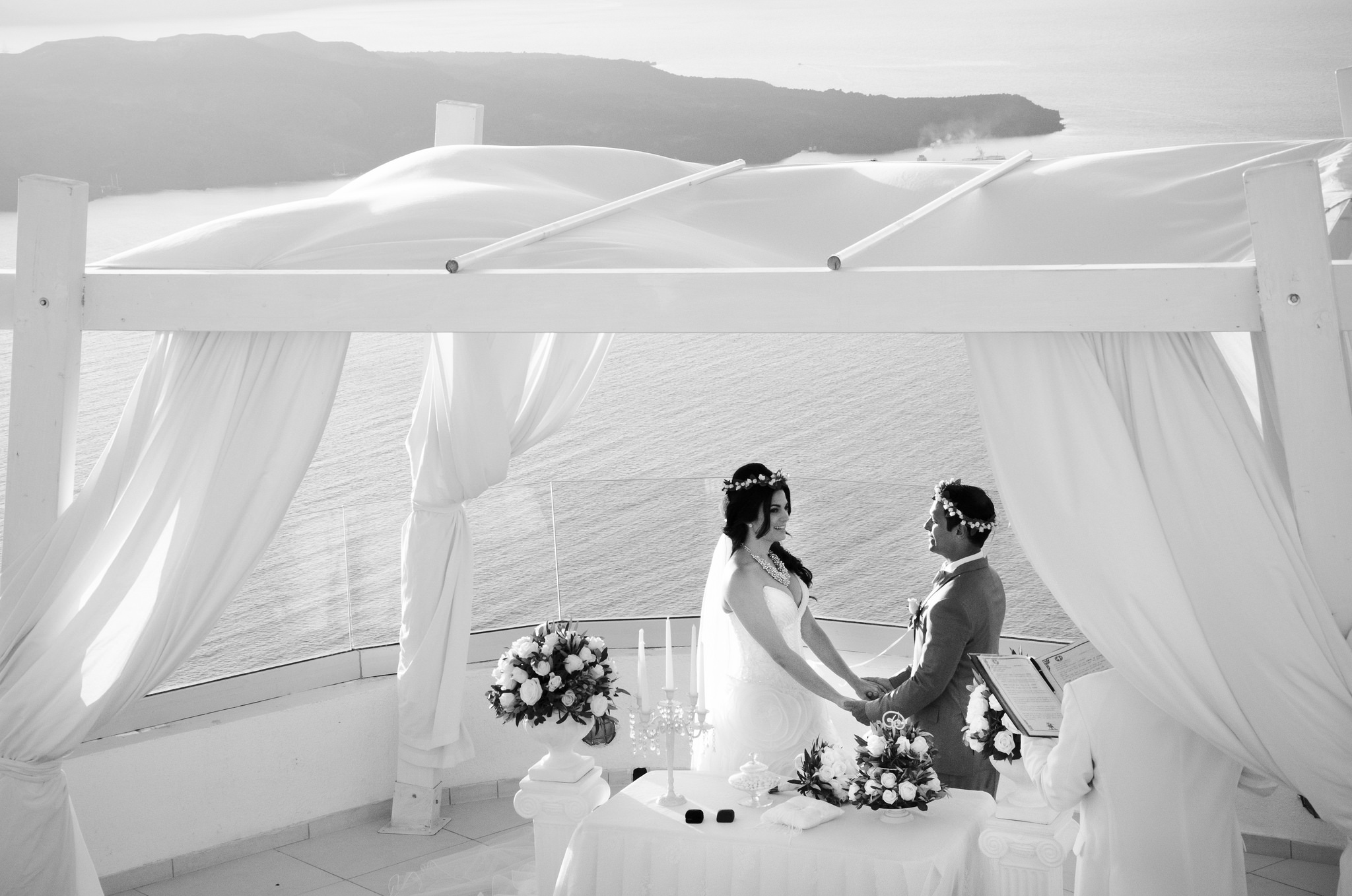 Casamento de Luana e André em Santorini