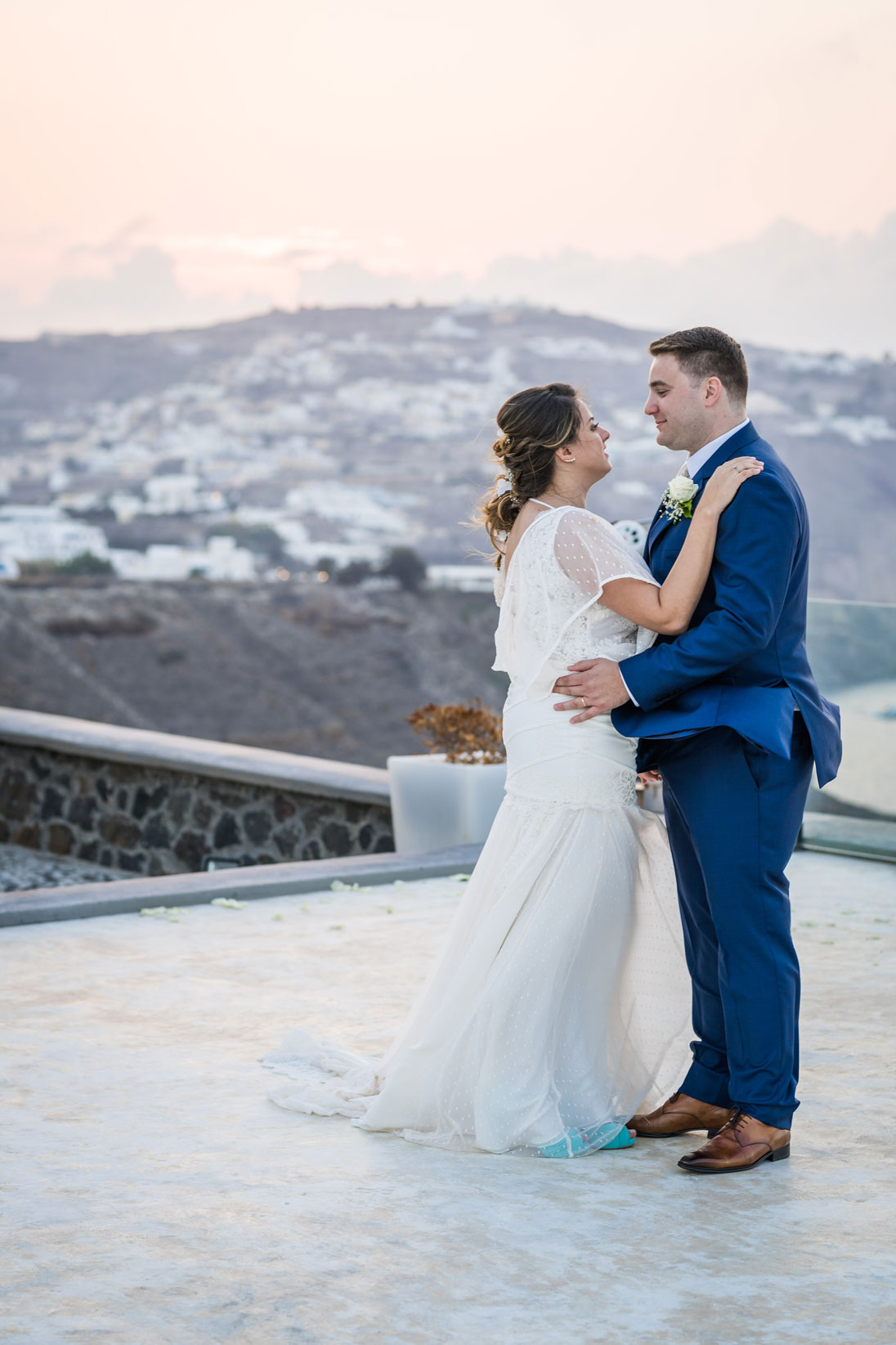Casamento de Leticia e Gabriel em Santorini