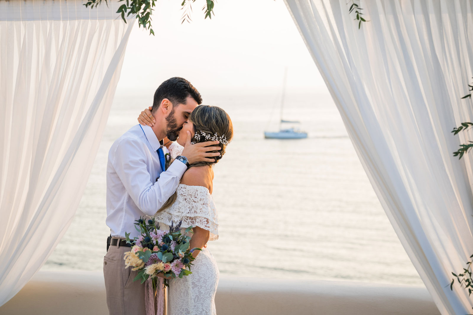 Casamento de Laura e Gabriel em Santorini