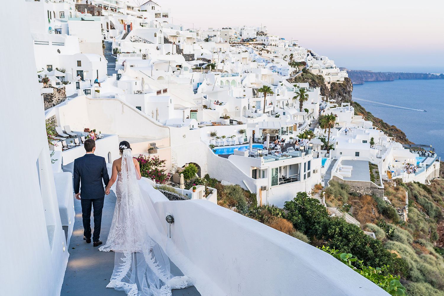 Casamento de Elizabeth e Victor em Santorini