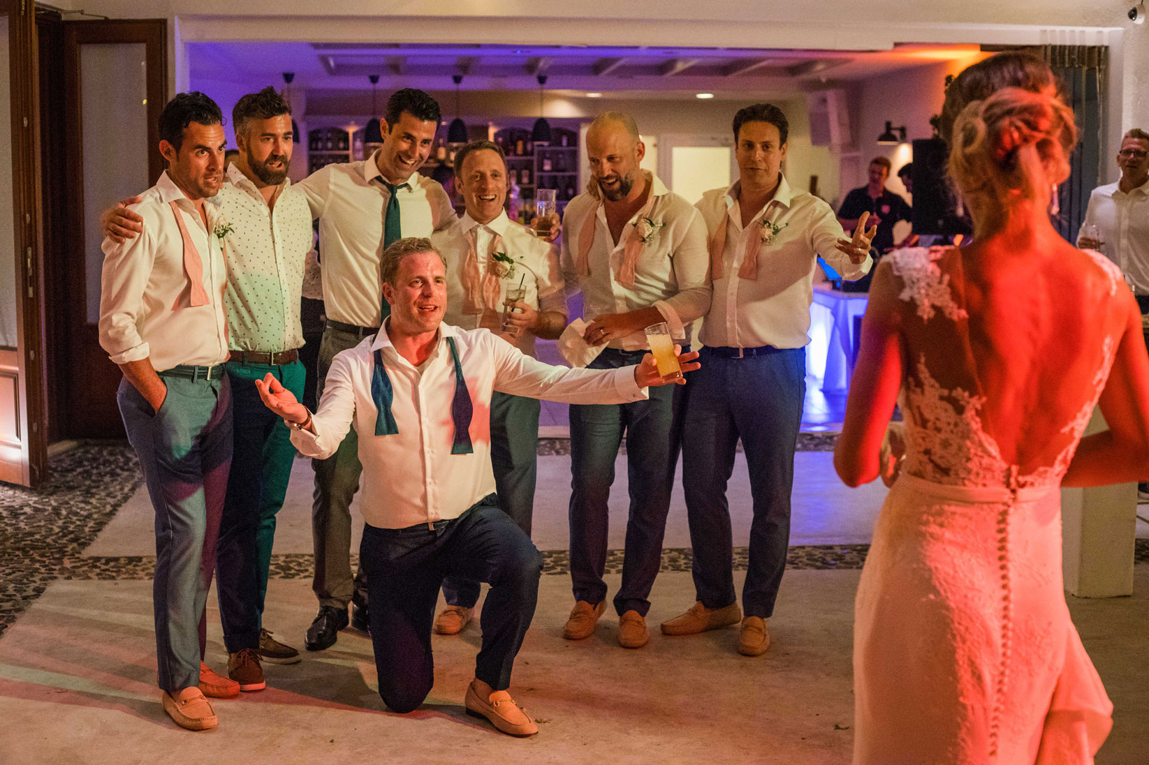 Casamento de Elly e Nick em Santorini
