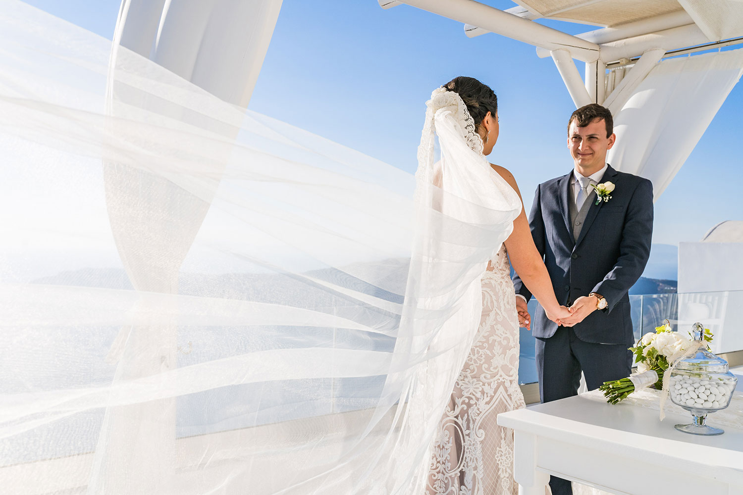 Casamento de Elizabeth e Victor em Santorini
